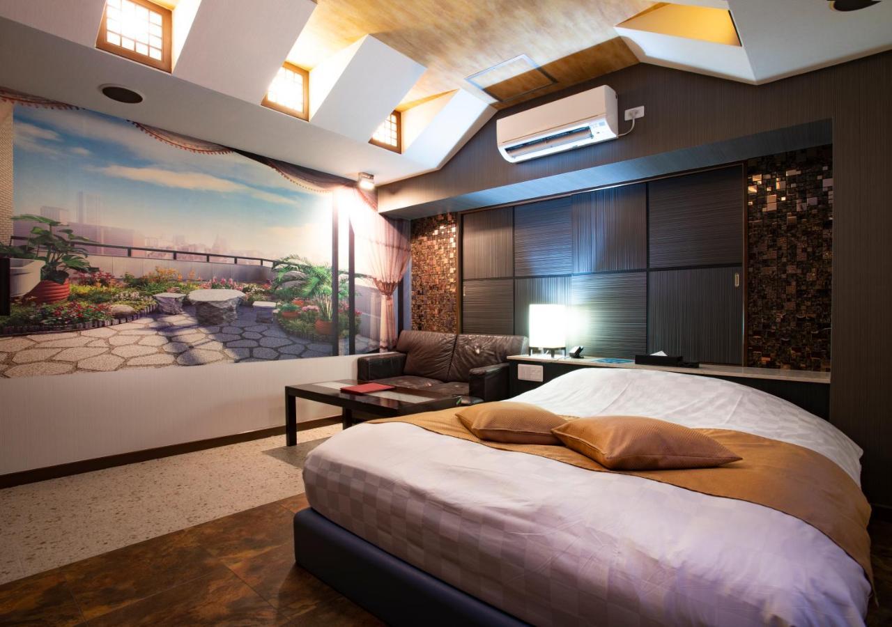 Hotel Apricot (Adults Only) Hiroshima Exterior foto